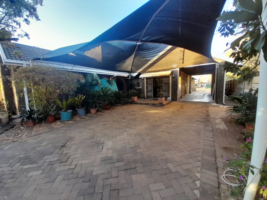 3 Bedroom Property for Sale in Stilfontein Ext 4 North West